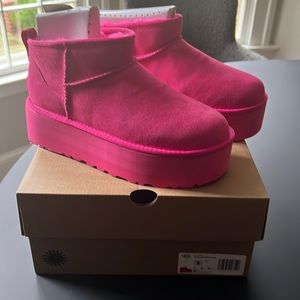 UGG Classic Ultra Mini Platform Boots